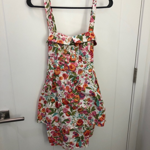 Cute peplum floral dress - Picture 1 of 6